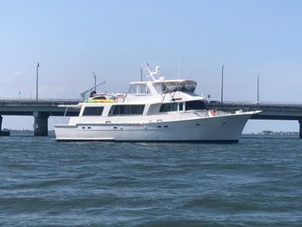 70' Hatteras 1986 Yacht For Sale